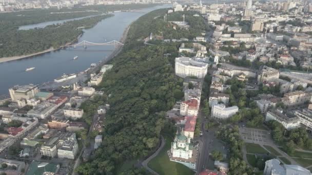Widok na Kijów z góry. Ukraina. Widok z powietrza, szary, płaski — Wideo stockowe