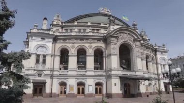 Kyiv. Ukrayna: Ukrayna Ulusal Operası. Hava manzaralı, düz, gri