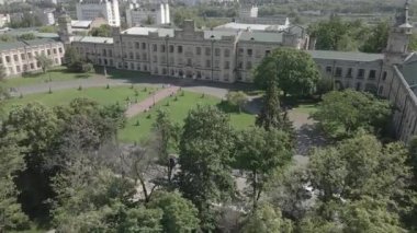 Kyiv. Ukrayna. Kyiv Politeknik Enstitüsü. Hava görüntüsü. Düz, gri