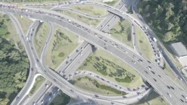 Kyiv. Ukrayna: yol kavşağı. Hava manzaralı, düz, gri