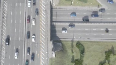 Kyiv. Ukrayna: yol kavşağı. Hava manzaralı, düz, gri