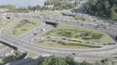 Kyiv. Ukrayna: yol kavşağı. Hava manzaralı, düz, gri