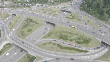 Kyiv. Ukrayna: yol kavşağı. Hava manzaralı, düz, gri