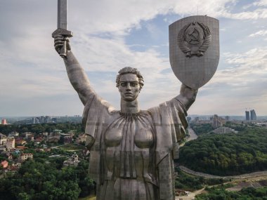 Ukrayna 'nın Mimarı: Ukrayna' nın Kyiv kentindeki Anavatan Anıtı