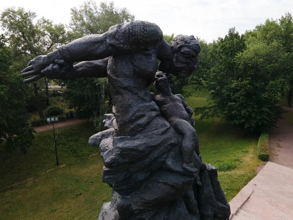 Babi Yar. O lugar do assassinato de judeus durante a Segunda Guerra Mundial . — Fotografia de Stock