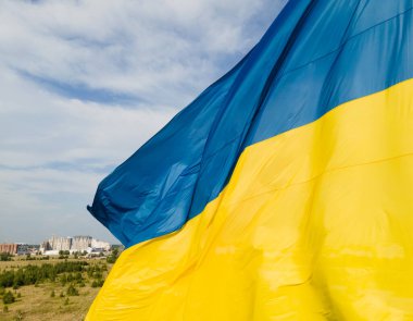 Ukrayna bayrağı. Kyiv. Hava görünümü