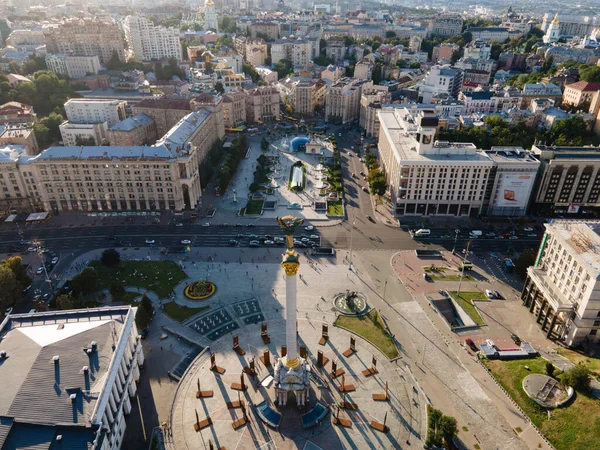 Ukrayna, Kyiv 'deki Bağımsızlık Meydanı. Meydan. Hava görünümü — Stok fotoğraf
