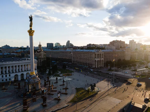 ウクライナのキエフにある独立広場。メイダン。空中風景 — ストック写真