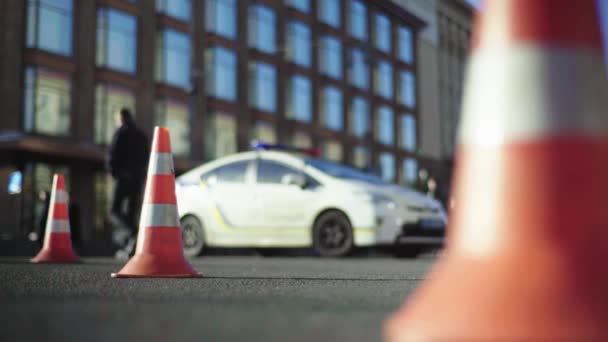 Road traffic : Police cone on the road. Place of accident. Transport. — Stock Video