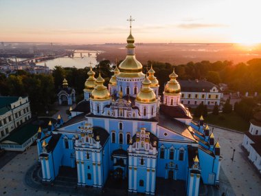 Kyiv, Ukrayna hava manzaralı: St. Michaels Altın Kubbeli Manastırı