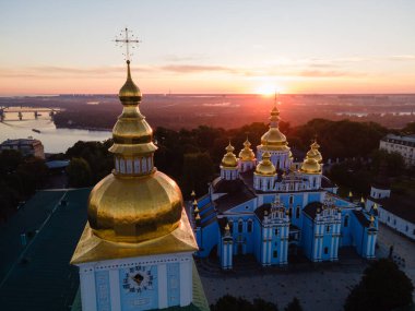 Kyiv, Ukrayna hava manzaralı: St. Michaels Altın Kubbeli Manastırı