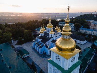 Kyiv, Ukrayna hava manzaralı: St. Michaels Altın Kubbeli Manastırı
