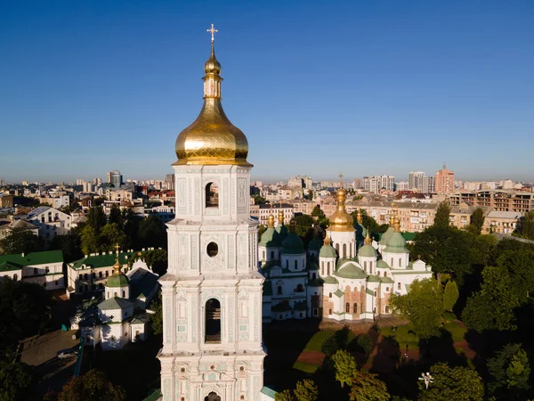 Ukrayna, Kyiv 'deki Aziz Sophias Katedrali. Hava görünümü