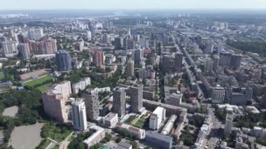 Gündüzleri Kyiv 'in hava görüntüsü. Ukrayna
