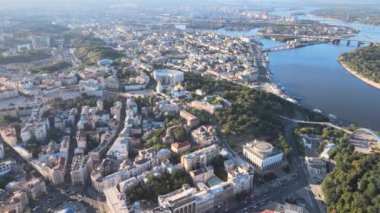 Gündüzleri Kyiv 'in hava görüntüsü. Ukrayna