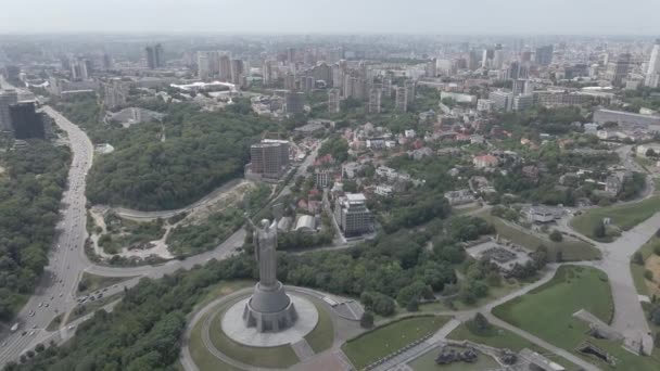 Повітряний вид Києва вдень. Україна — стокове відео