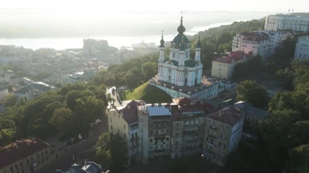 St. Andrews Kerk bij zonsopgang. Kiev, Oekraïne — Stockvideo