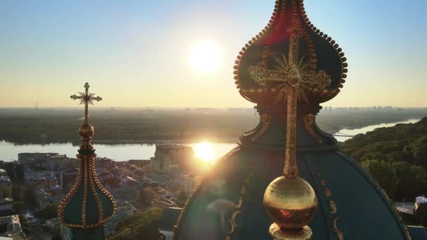 Igreja de St. Andrews pela manhã. Kiev, Ucrânia — Vídeo de Stock