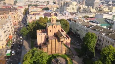 Ukrayna, Kyiv 'in mimarisi: Altın Kapı. Hava görünümü