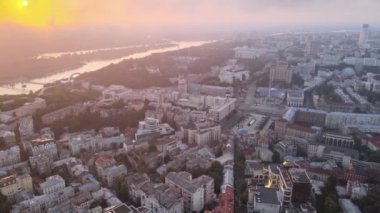 Kyiv Kiev Ukrayna şafak vakti. Hava görünümü