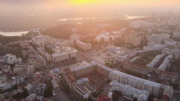 Kijów Ukraina o świcie. Widok z lotu ptaka — Wideo stockowe