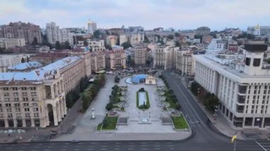 Sabahleyin Independence Meydanı 'nda. Kyiv, Ukrayna. Hava görünümü