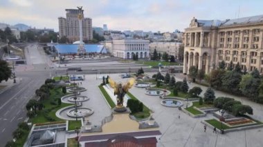 Sabahleyin Independence Meydanı 'nda. Kyiv, Ukrayna. Hava görünümü