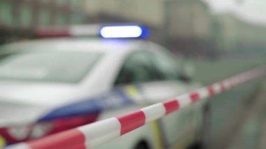 Polis bariyeri: olay yerindeki polis bandı uyarıldı.