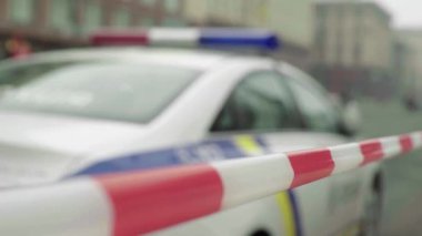 Polis bariyeri: olay yerindeki polis bandı uyarıldı.