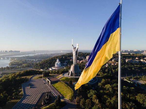 Kyiv - National flag of Ukraine. Aerial view. Kiev — Stock Photo, Image