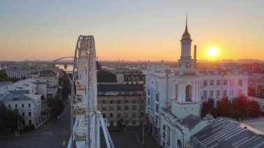 Şafak vakti Kyiv-Podil 'in tarihi bölgesi. Ukrayna. Hava görünümü