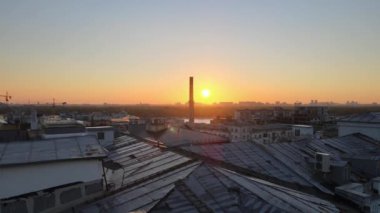 Şafak vakti Kyiv-Podil 'in tarihi bölgesi. Ukrayna. Hava görünümü