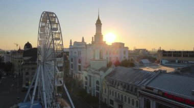 Şafak vakti Kyiv-Podil 'in tarihi bölgesi. Ukrayna. Hava görünümü