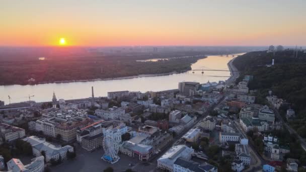 Distrito histórico de Kiev - Podil de manhã de madrugada. Ucrânia. Vista aérea — Vídeo de Stock