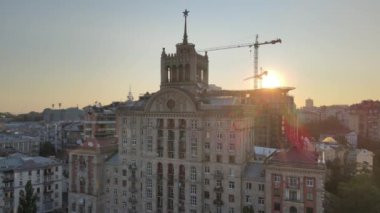 Ukrayna, Kyiv: Sabahın köründe şehir merkezi. Hava görüntüsü. Kiev.