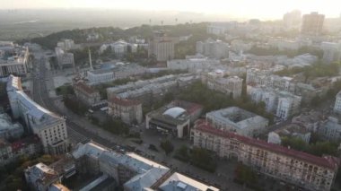 Kyiv - Ukrayna 'nın başkentinin havadan görünüşü. Kiev