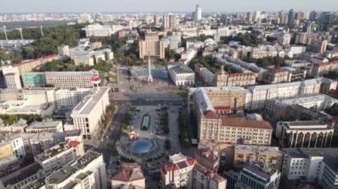 Kyiv - Ukrayna 'nın başkentinin havadan görünüşü. Kiev