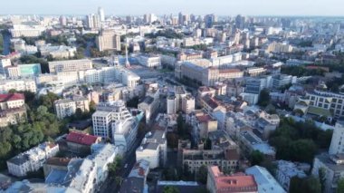 Kyiv - Ukrayna 'nın başkentinin havadan görünüşü. Kiev