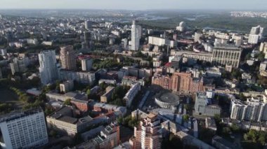 Kyiv - Ukrayna 'nın başkentinin havadan görünüşü. Kiev
