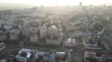 Kyiv - Ukrayna 'nın başkentinin havadan görünüşü. Kiev