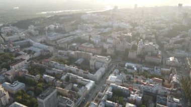 Kyiv - Ukrayna 'nın başkentinin havadan görünüşü. Kiev
