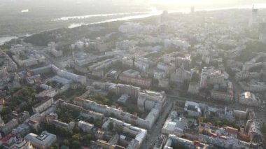 Kyiv - Ukrayna 'nın başkentinin havadan görünüşü. Kiev