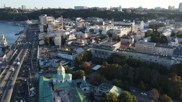 Kyjev - letecký pohled na hlavní město Ukrajiny. Kyjev — Stock video