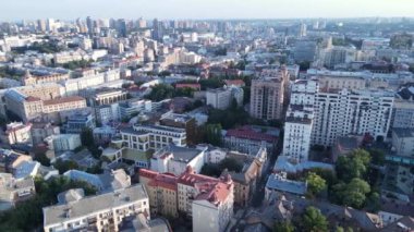 Kyiv - Ukrayna 'nın başkentinin havadan görünüşü. Kiev