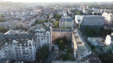 Kyiv - Ukrayna 'nın başkentinin havadan görünüşü. Kiev
