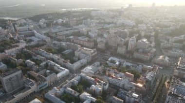 Kyiv - Ukrayna 'nın başkentinin havadan görünüşü. Kiev