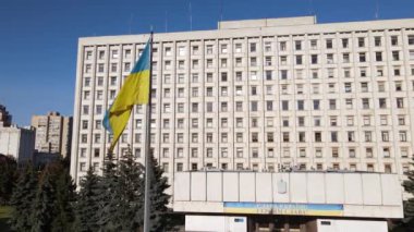 Ukrayna Merkez Seçim Komisyonu 'nun Kyiv' deki binası. Havadan. Yavaş çekim