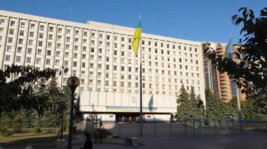 Ukrayna Merkez Seçim Komisyonu 'nun Kyiv' deki binası. Havadan. Yavaş çekim