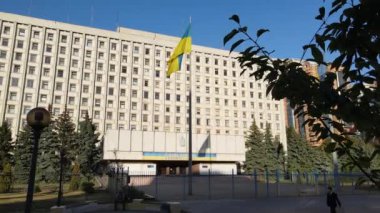 Ukrayna Merkez Seçim Komisyonu 'nun Kyiv' deki binası. Havadan. Yavaş çekim