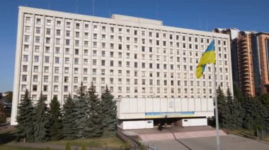 Ukrayna Merkez Seçim Komisyonu 'nun Kyiv' deki binası. Havadan. Yavaş çekim